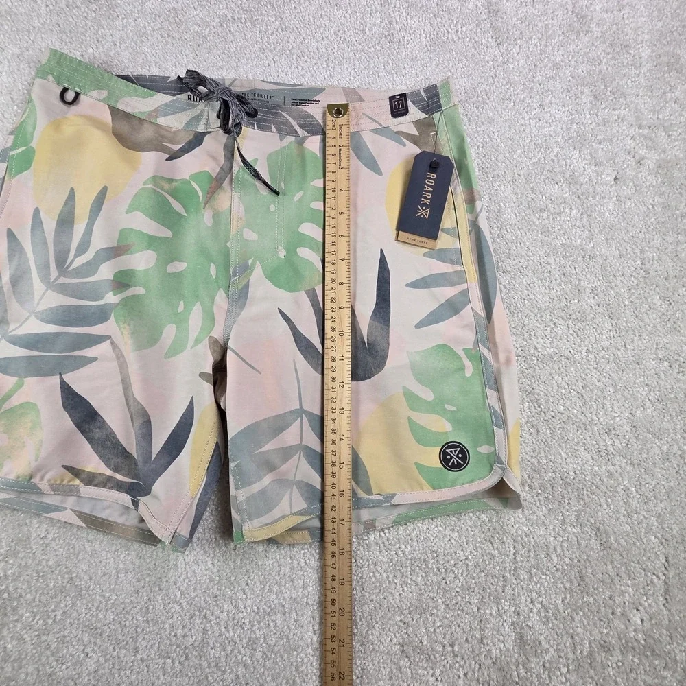 NWT Roark The Chiller Boardshorts Mens‎ Size 34 Pink Tropical Beach Cruise